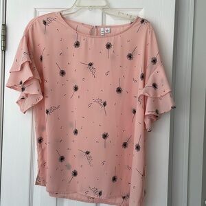 ELLE. Blouse, never worn
